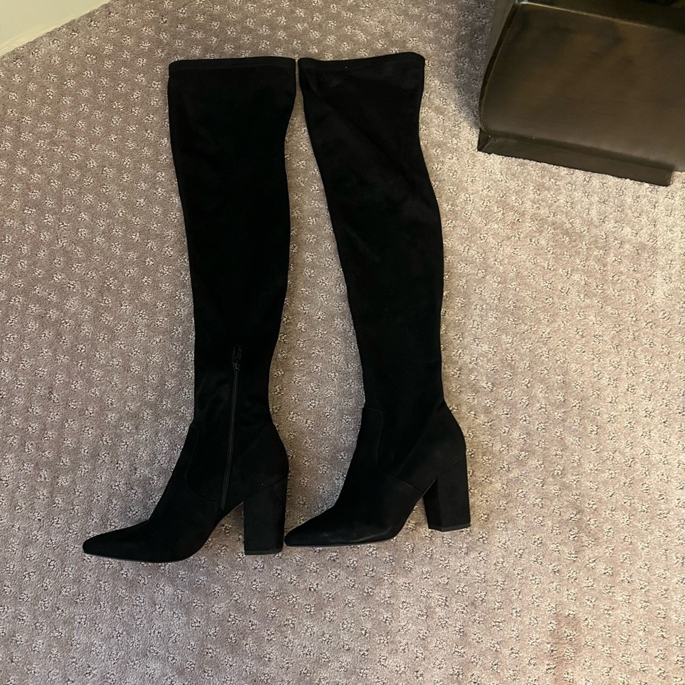 Elegant Black Over-the-Knee Boots